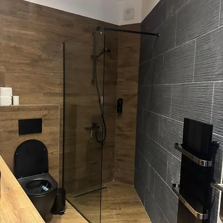 Bay View Village - Eleanore 2 Apartment *