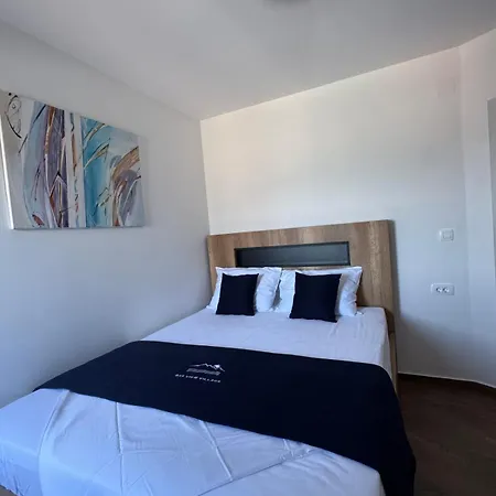 Bay View Village - Eleanore 2 Apartment Mitrovici