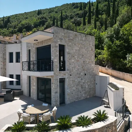 Bay View Village - Eleanore 2 * Mitrovici